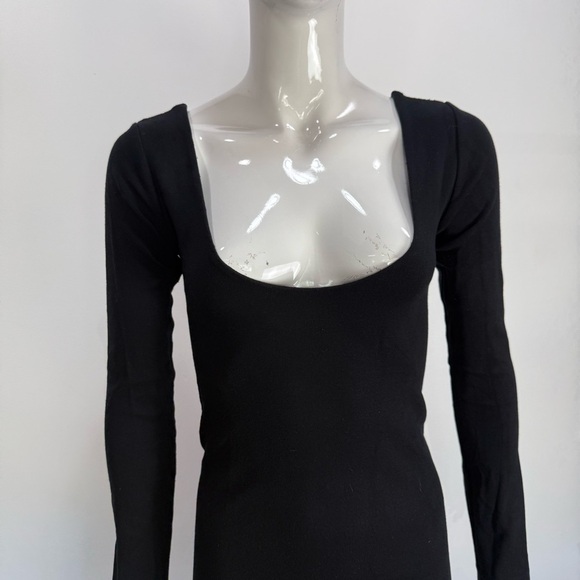 Amber Valletta Monrow Black Long Sleeve Bodycon Dress - Picture 3 of 8